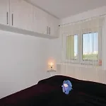 아파트 Vukovarska Iii 마카르스카